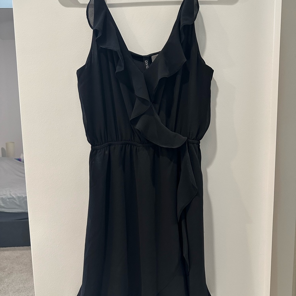 Elegant Black Chiffon Dress